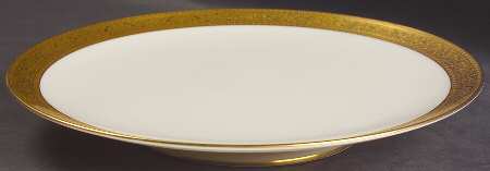 Westchester Large Footed Sandwich Plate