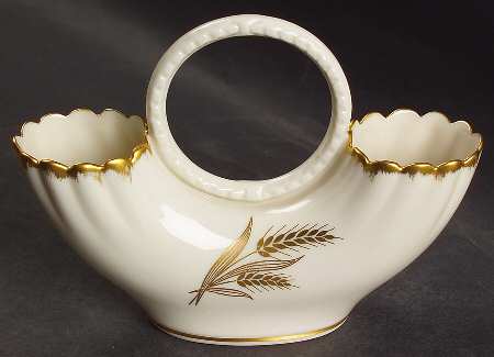 Wheat Flower Holder with Center Handle