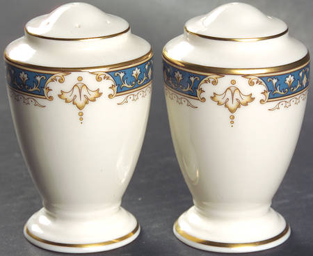 Whitley Manor Salt & Pepper Set