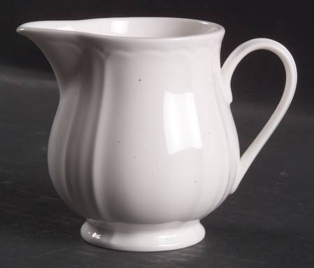 White Shore Creamer