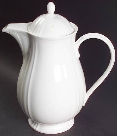 White Shore Coffee Pot & Lid