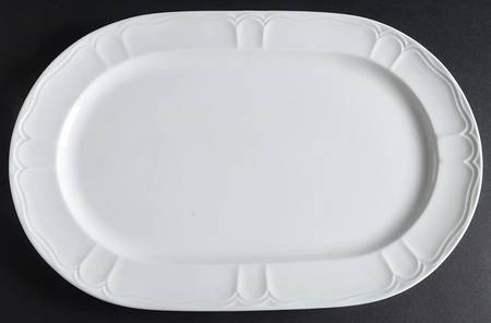 White Shore 14" Oval Serving Platter