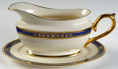 Winslow Castle Gravy Boat & Underplate