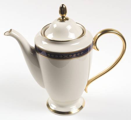 Winslow Castle 1999 Shape Coffee Pot & Lid