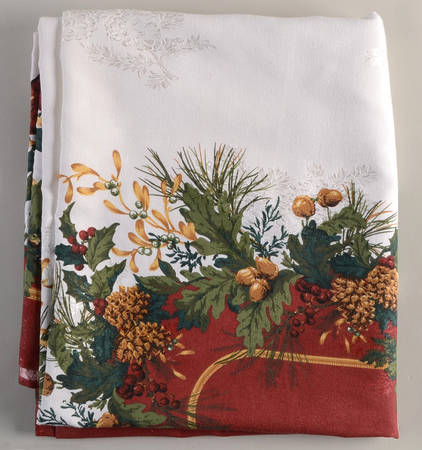Winter Greetings 60" X 102" Oval Tablecloth