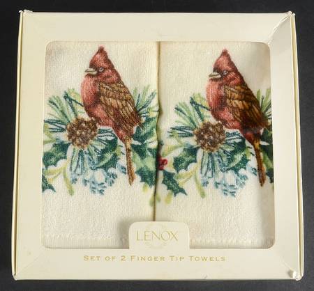 Winter Greetings (Set of 2) Cloth Fingertip Towels