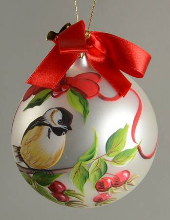 Winter Greetings Glassware Ornament Chickadee