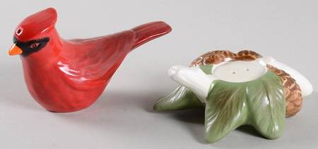 Winter Greetings Figural Salt & Pepper Set