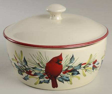 Winter Greetings 1 Qt Round Covered Casserole