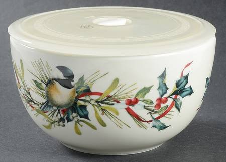Winter Greetings Small Ceramic Bowl & Plastic Lid