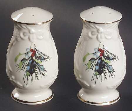 Winter Greetings Sculpted Salt & Pepper Set