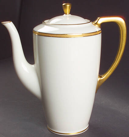 Windsor (Gold Backstamp) Coffee Pot & Lid