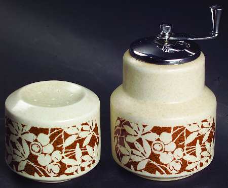 Woodspice (Trim Off Edge-No Trim) Salt Shaker & Pepper Mill Set by Lenox