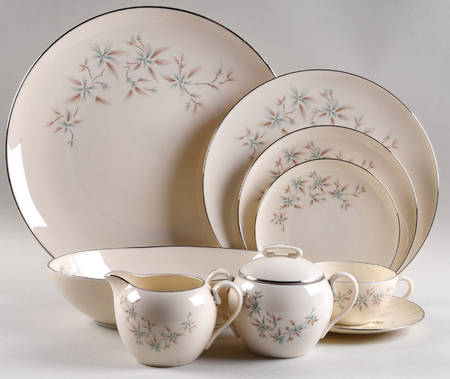 Wyndcrest 45 Piece Starter Set