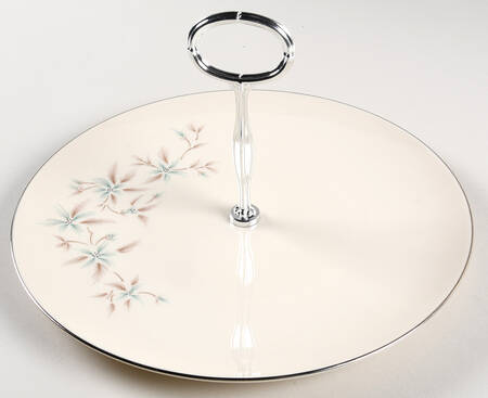 Wyndcrest Round Serving Plate with Center Handle (Dp) Hc