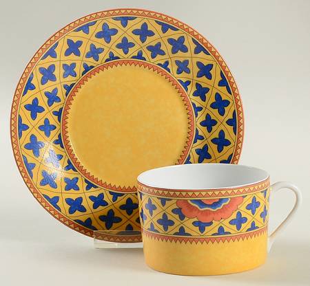 Grenade Flat Cup & Saucer Set