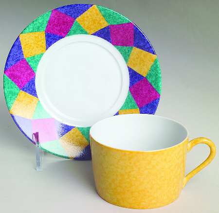 LAJ1 Flat Cup & Saucer Set
