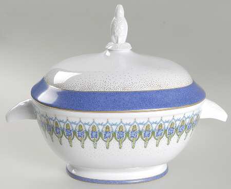 Lupins Tureen &  Lid