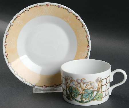 Perles Flat Cup & Saucer Set