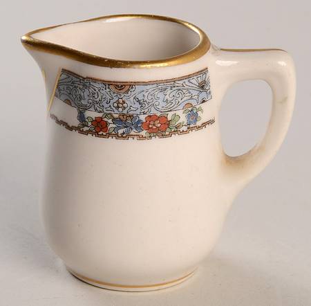 The Barclay Mini Creamer
