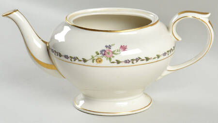 Doris Teapot No Lid