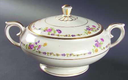 Doris Round Covered Vegetable