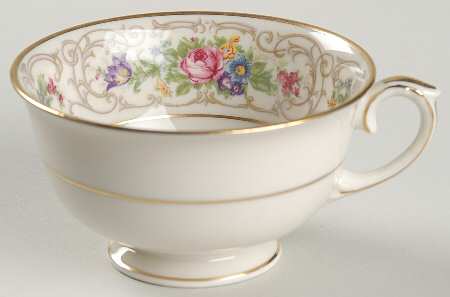 Flora Footed Cup
