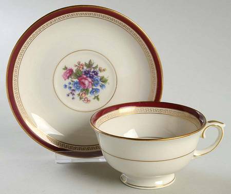 Hiawatha Footed Cup & Saucer Set