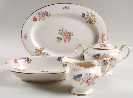 Linda Lee 5 Piece Hostess Set
