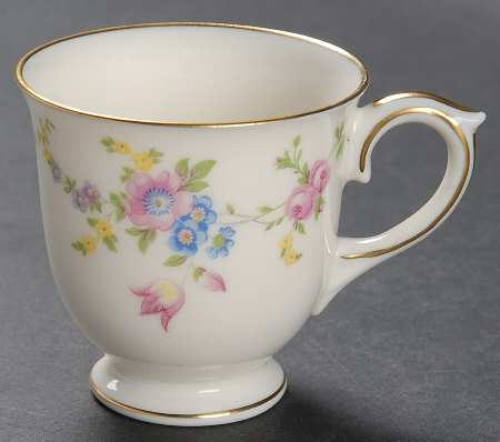 Marianna Footed Demitasse Cup