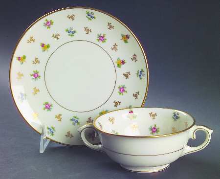 Molly Pitcher Footed Cream Soup Bowl & Saucer Set