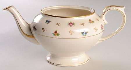 Molly Pitcher Teapot No Lid