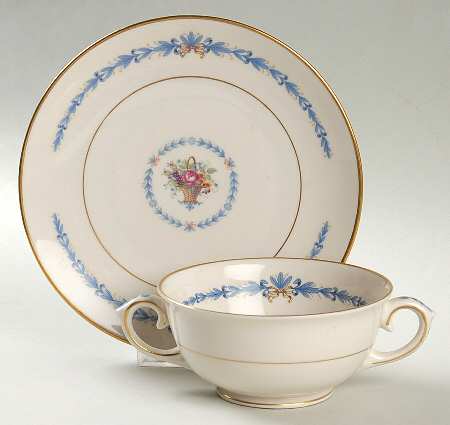 Natalie Footed Cream Soup Bowl & Saucer Set