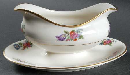 Plymouth Gravy Boat with Attached Underplate