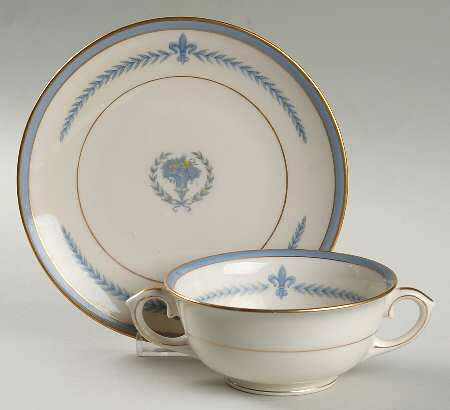 Puritan Footed Cream Soup Bowl & Saucer Set