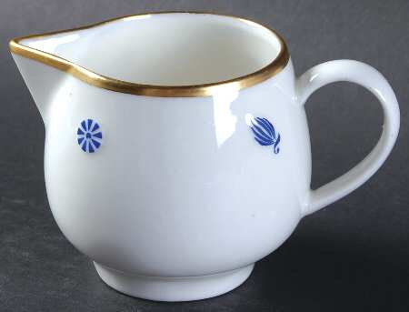 Rena Blue Creamer
