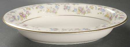 Reverie 10" Oval Vegetable Bowl