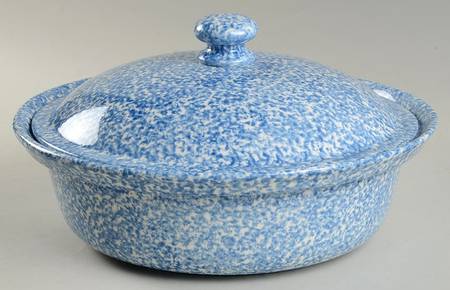 Blue Stipple 3 Quart Round Covered Casserole