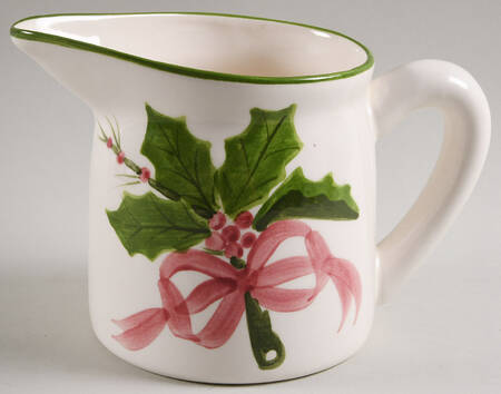 Holly (Green Trim) 32 Oz Pitcher