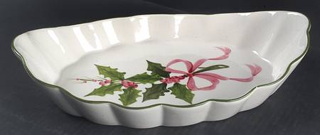 Holly (Green Trim) 13" Augratin