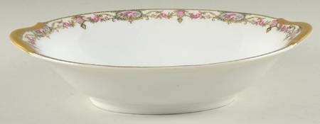 The Arenida (No Gold Trim) 9" Oval Vegetable Bowl