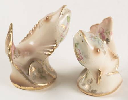 Dusty Blossom Figural Salt & Pepper Set
