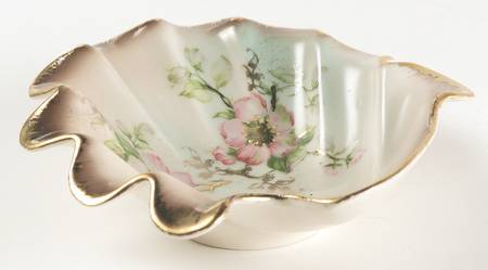 Dusty Blossom 5" Ashtray