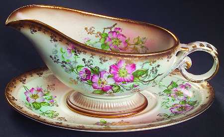 Dusty Blossom Gravy Boat & Underplate