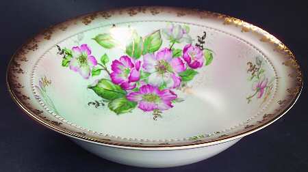 Dusty Blossom 9" Round Vegetable Bowl