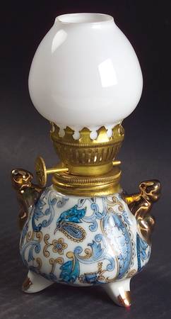 Blue Paisley Oil Lamp & Globe