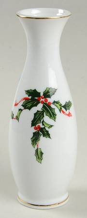 Boughs of Holly (SCALLOPED) Bud Vase