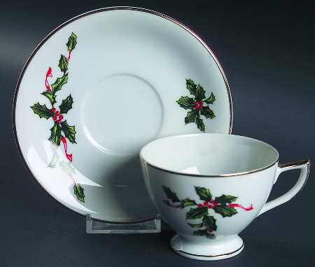 Boughs of Holly (SCALLOPED) Footed Cup & Saucer Set