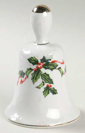 Boughs of Holly (SCALLOPED) Bell