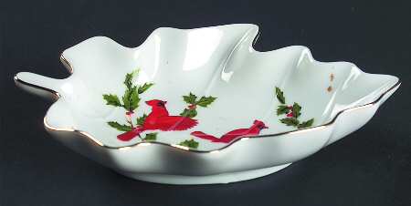 Cardinal Leaf Shaped Dish